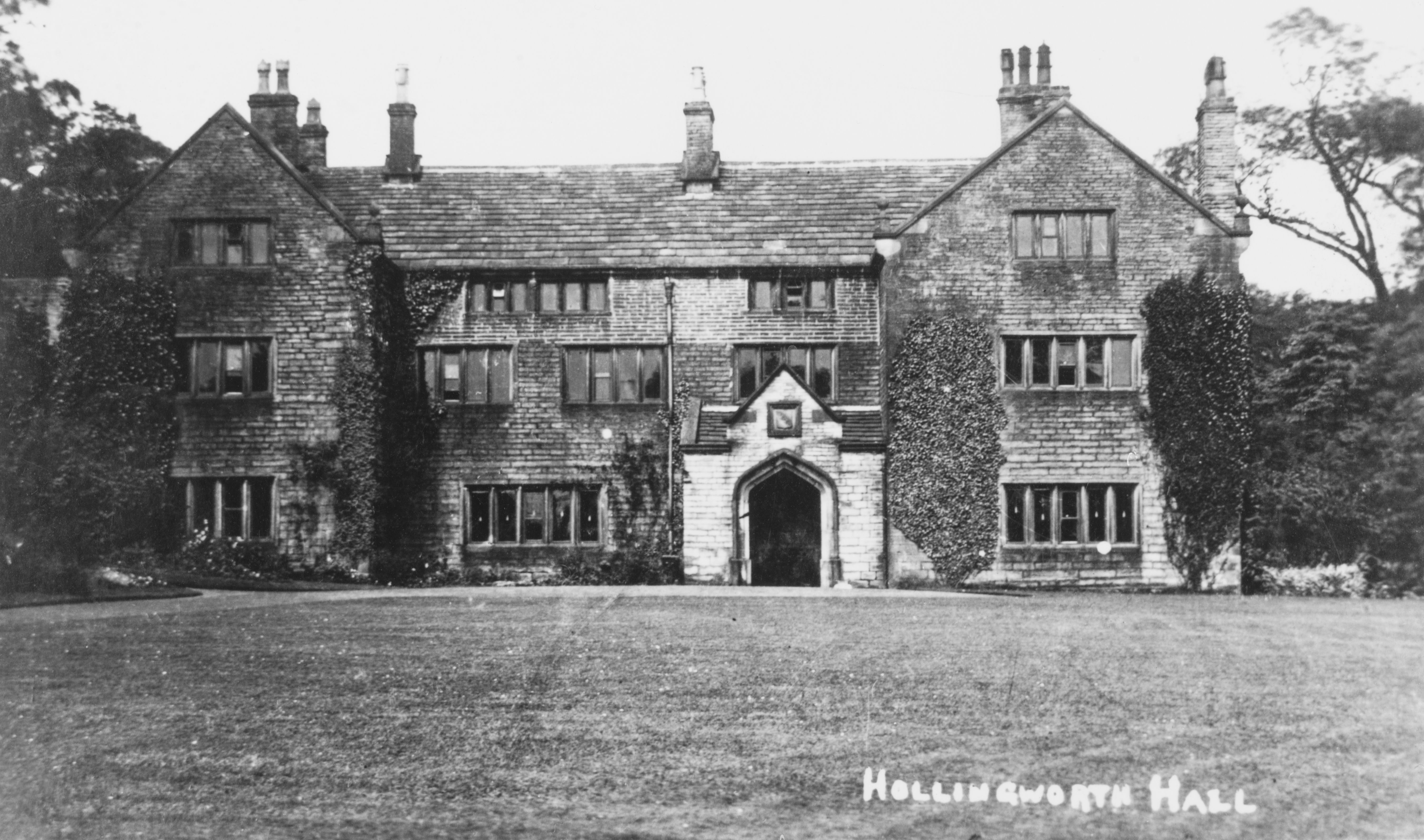 Hollingworth Hall 1900-talet